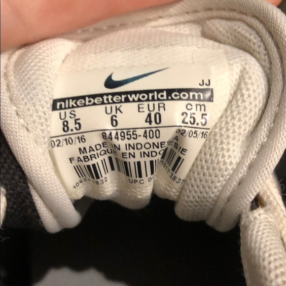 Nike Air Max Thea. Size 8.5 - Picture 5 of 6